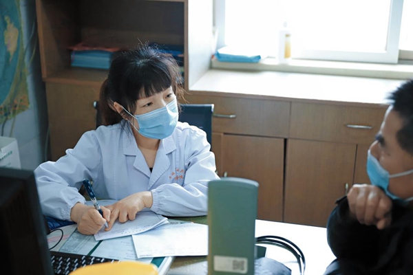 吳艷萍：以“心”護心 做心靈守護者